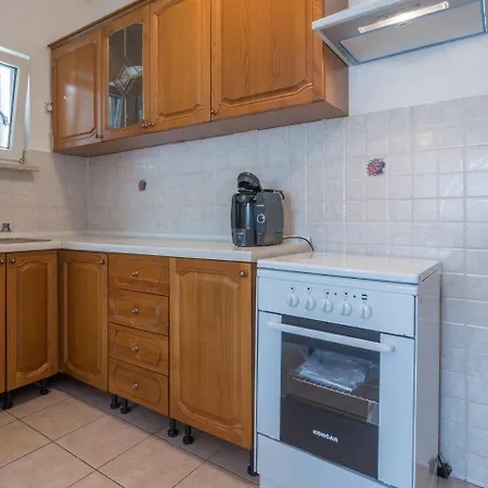 Basic Mario Apartment Vir
